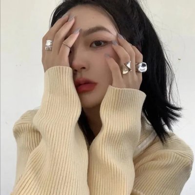 比基尼怪女